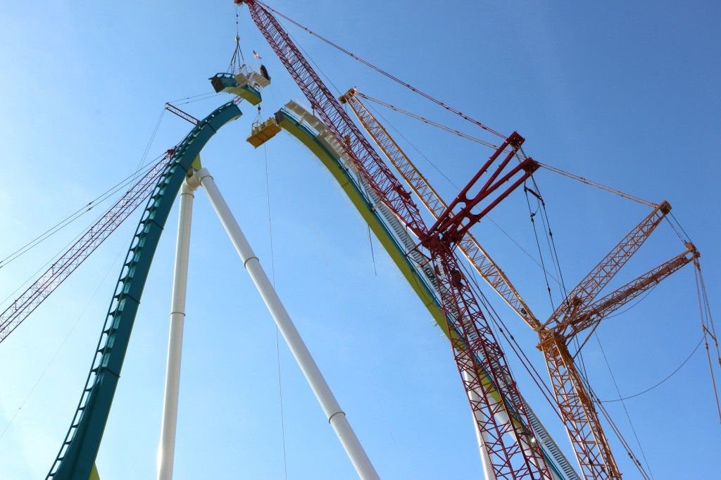 Fury 325 Construction